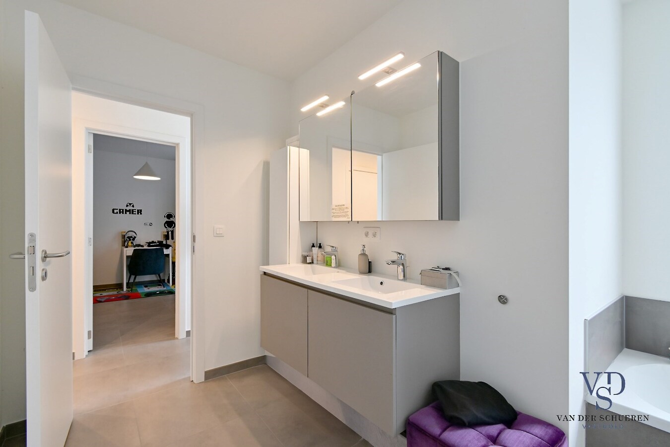 Unieke woning mét tuin in Eke. 