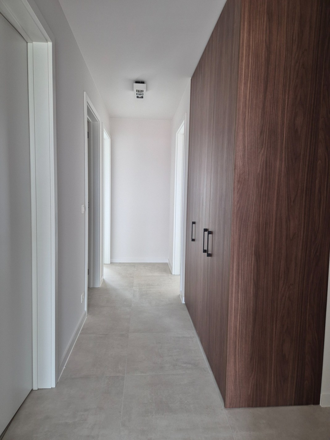 Nieuwbouwappartement met 2 slaapkamers en terras 