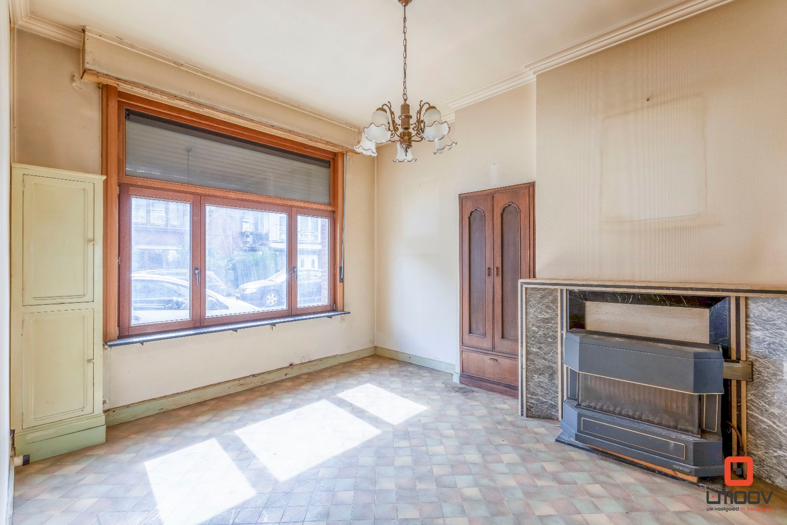 Karaktervolle te renoveren woning in Sint-Amandsberg 