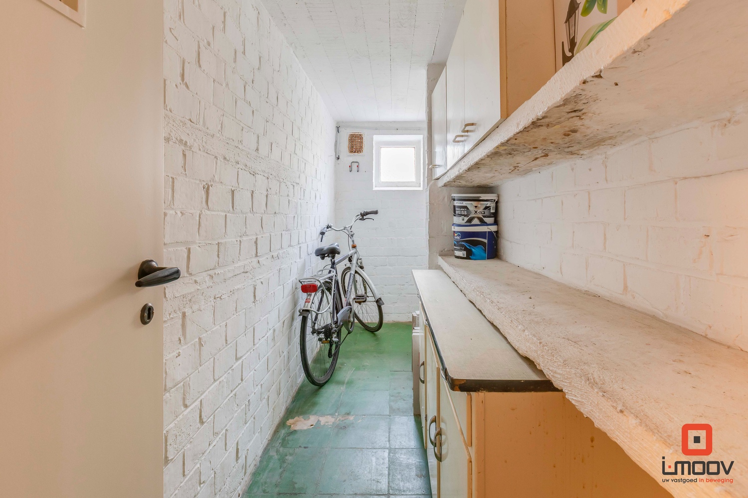 Karaktervol appartement te koop in Sint-Amandsberg. 