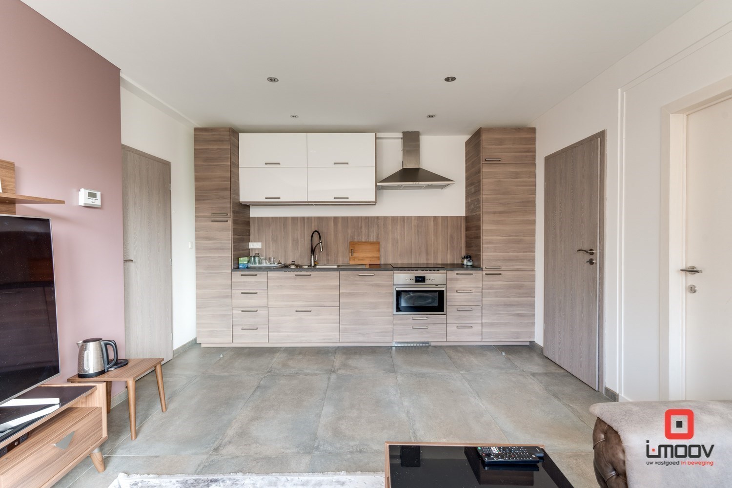 Ruime woning voor gemengd gebruik met loods te koop, wonen en werken op één toplocatie in Zelzate 