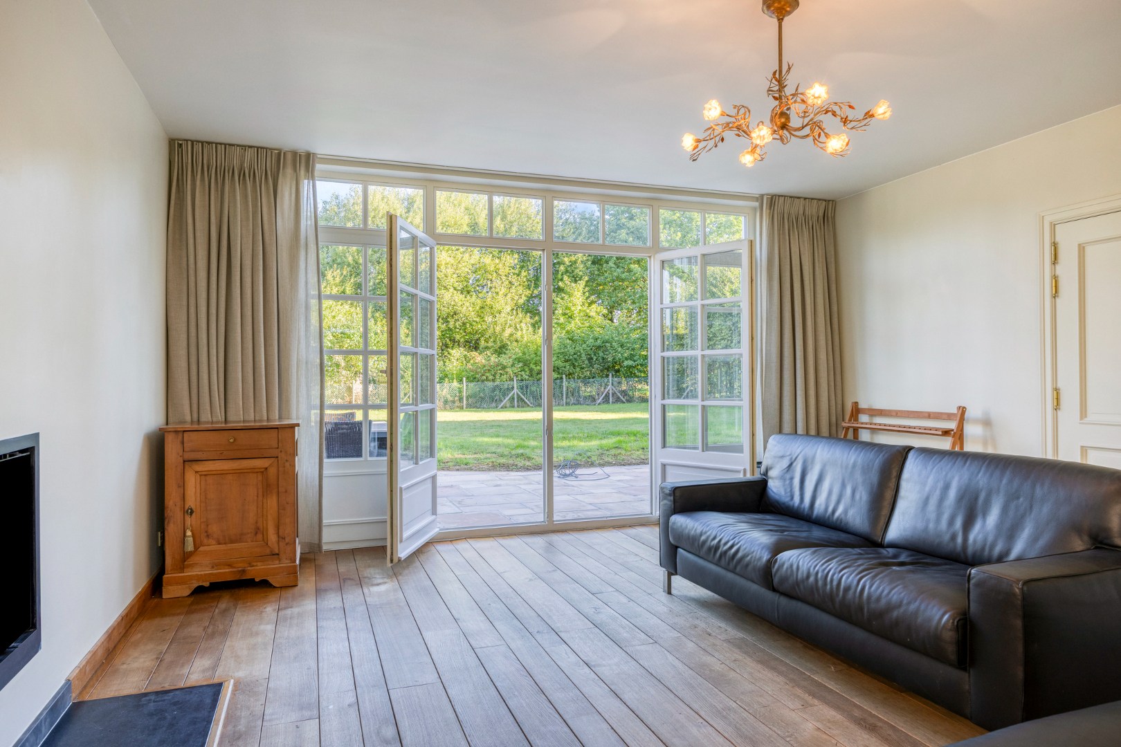 Villa met bureau,  5 slaapkamers, 2 badkamers en ruime tuin in Bierbeek! - EPC 172 kWh/m² - bewoonbare opp. 242 m² 