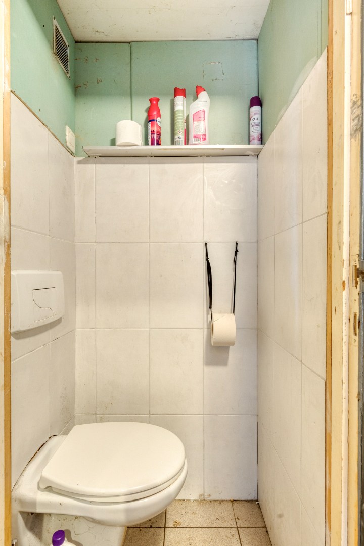 Halfopen bebouwing met 5 ruime slaapkamers, 2 badkamers, garage en tuin in Holsbeek – bewoonbare oppervlakte 214m² 
