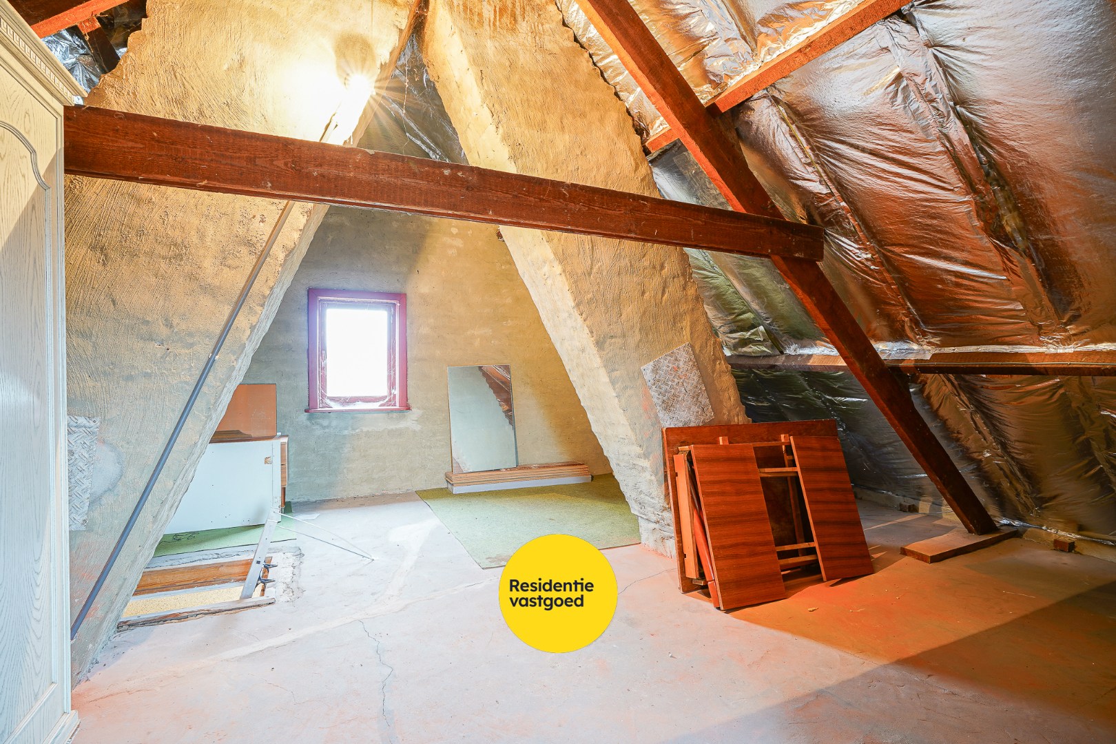 Landelijk gelegen woning op een perceel van 1.361m² 