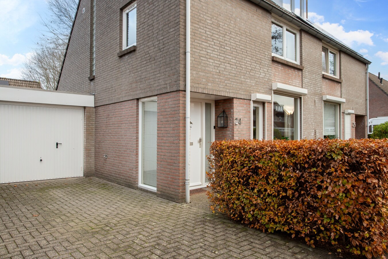 Ben je op zoek naar een ruime en veelzijdige woning op een rustige, kindvriendelijke locatie? 