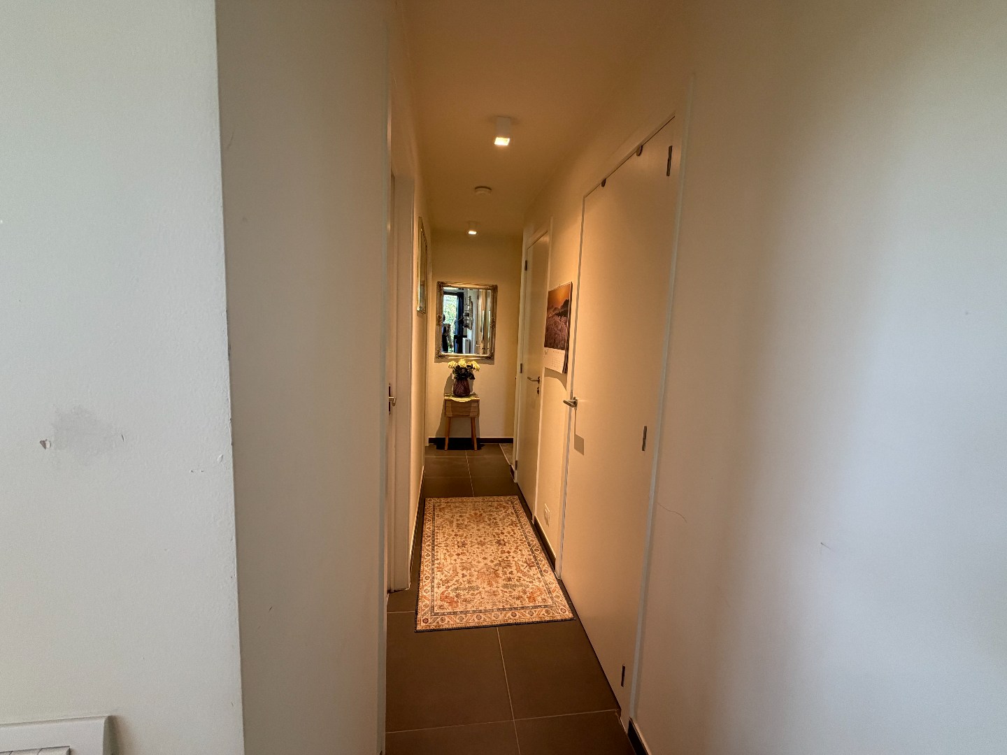 Appartement met 2 slaapkamers, terras en ondergrondse staanplaats 