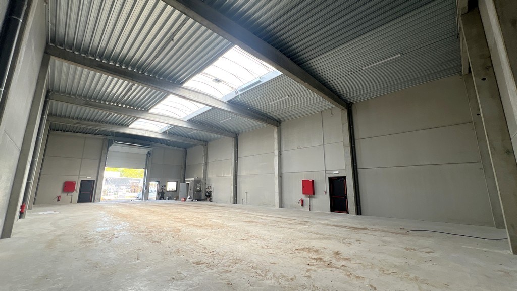 Nieuwbouw magazijnen te huur in Durmakker te Evergem