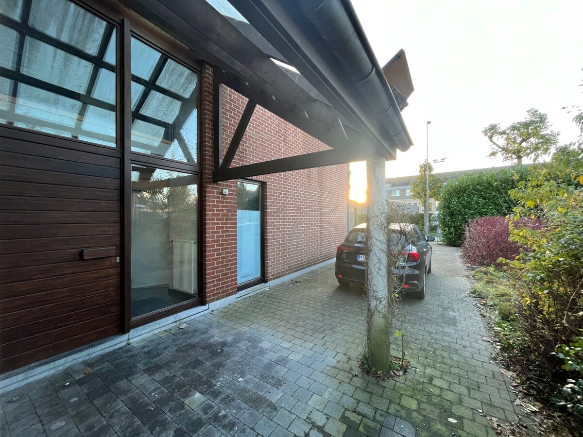 Ruime gezinswoning nabij centrum Deinze 