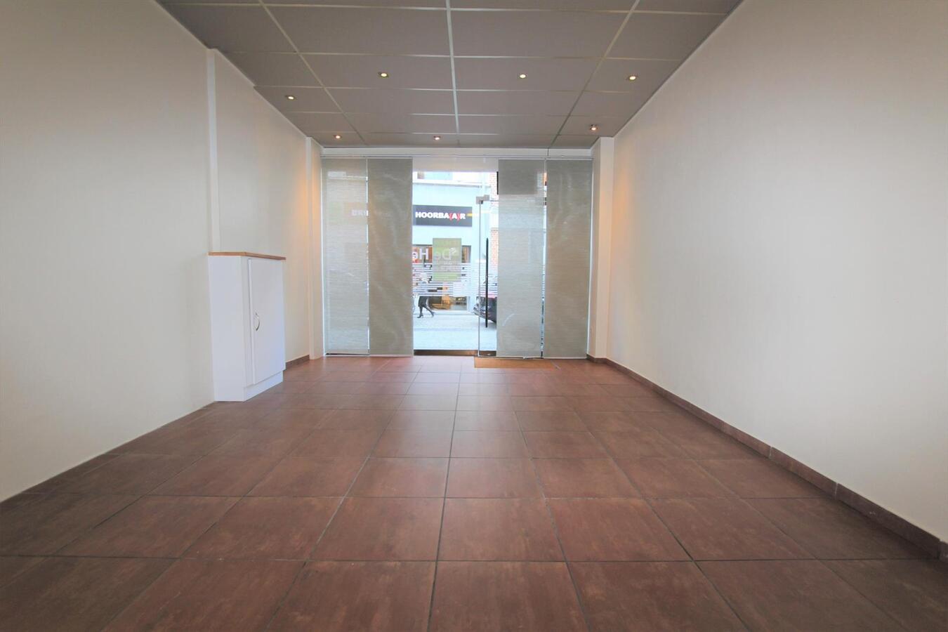 Verhuurd commerciële winkel - Tongeren