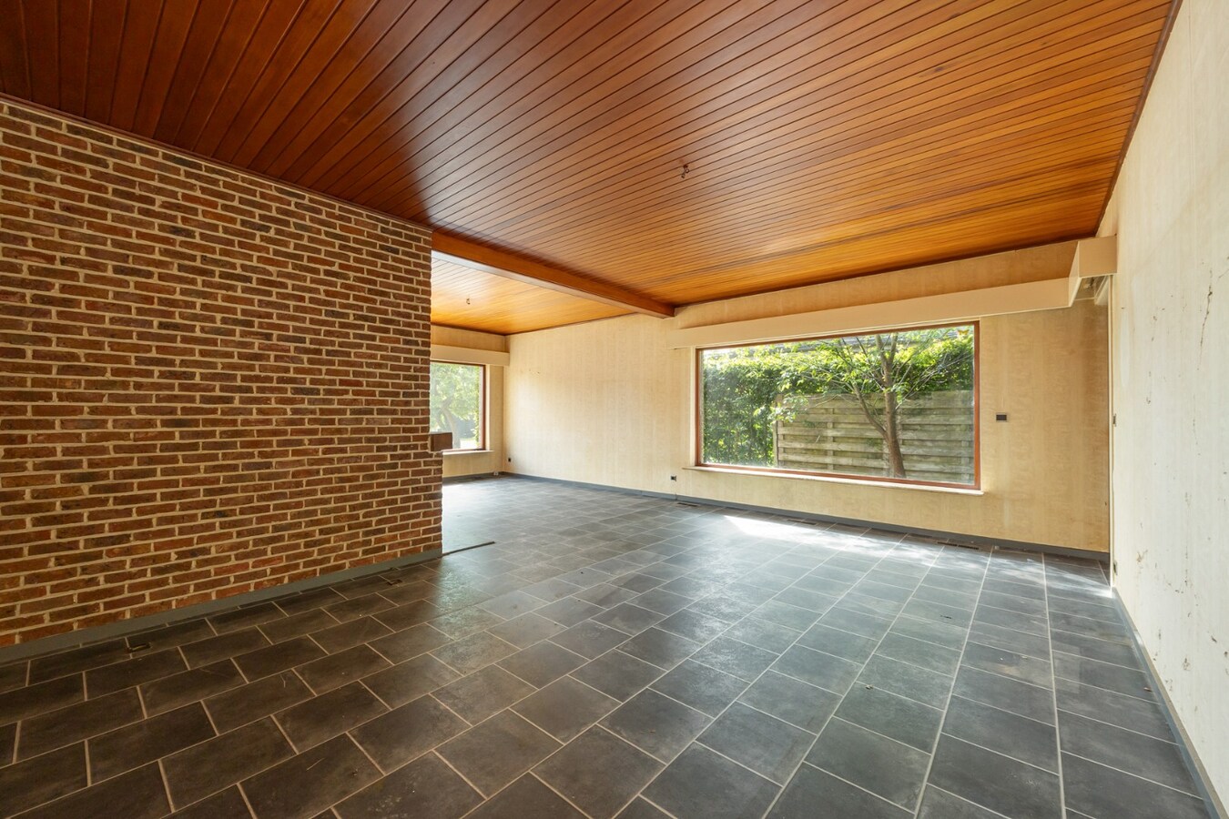 Charmante laagbouw woning met ruime tuin te Oelegem! 