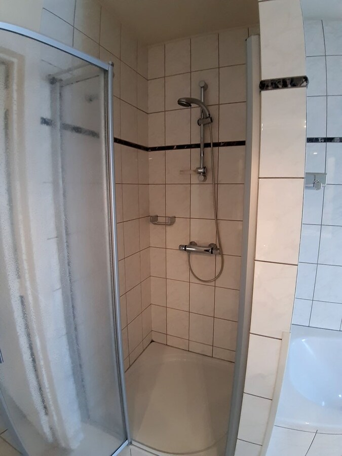 Ruim appartement op de 2de verdieping te Achel 