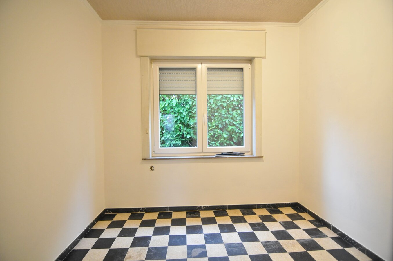 Ruime woning met 3 slaapkamers en tuin 