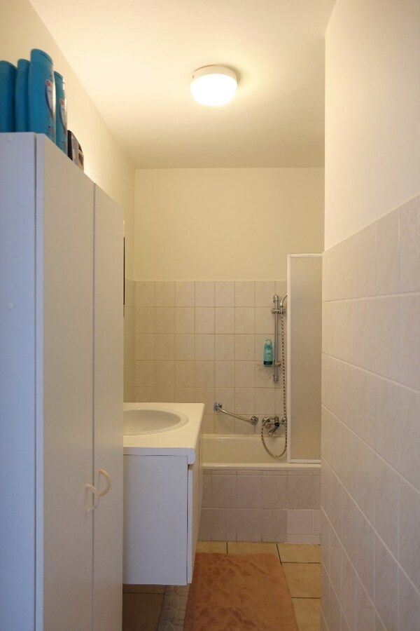 Instapklaar appartement met garagebox 