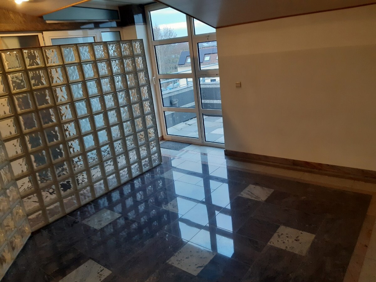 Gezellig 1 slpk-appartement / loft met terras. 