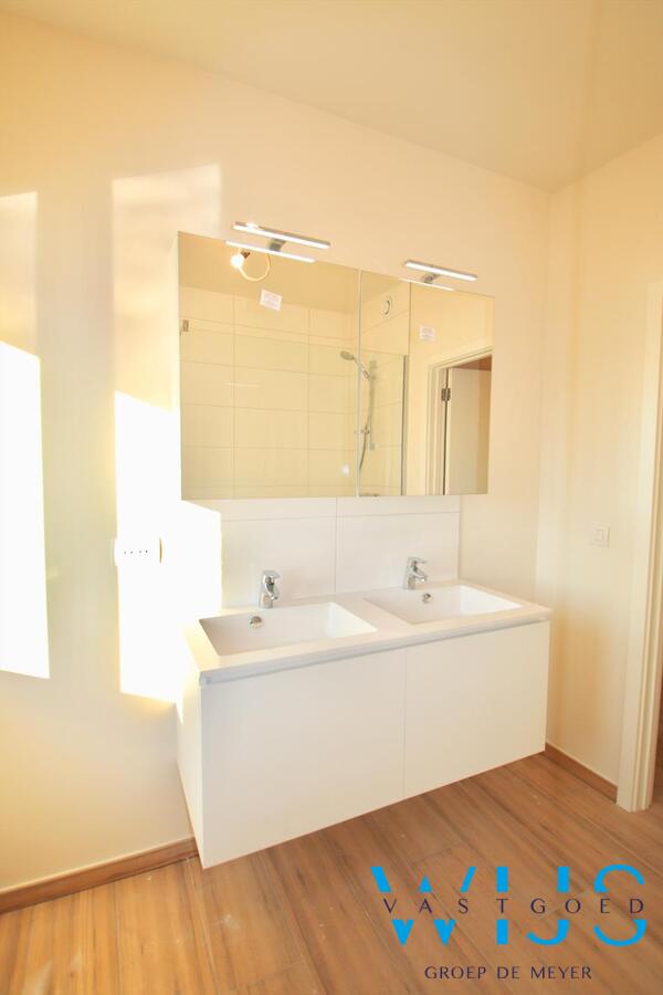 Tof tweeslaapkamerappartement met zonneterras in hartje ERTVELDE! 