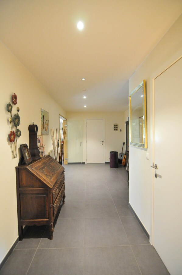 6 appartementen met elk 2 slaapkamers 