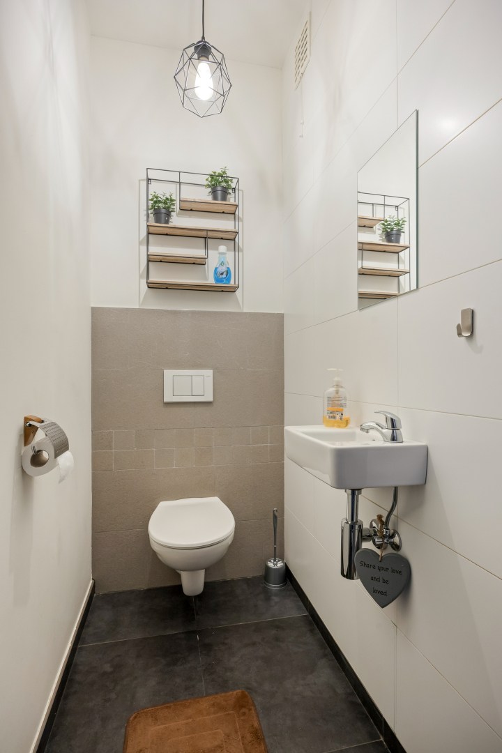 Luxueus gelijkvloers appartement met 2 slpk. in het centrum van Geel 