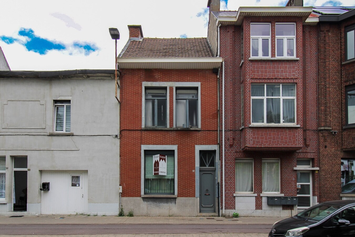 Te koop: Te renoveren woning in het hart van Sint-Niklaas – karakter, ruimte én topligging! 