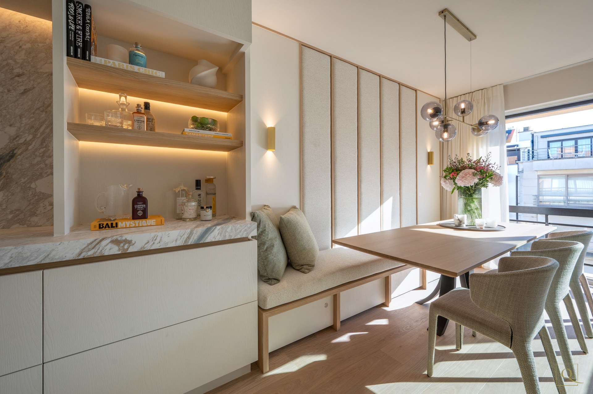 Prachtig gerenoveerd 3-SLPK-appartement nabij de Zeedijk 