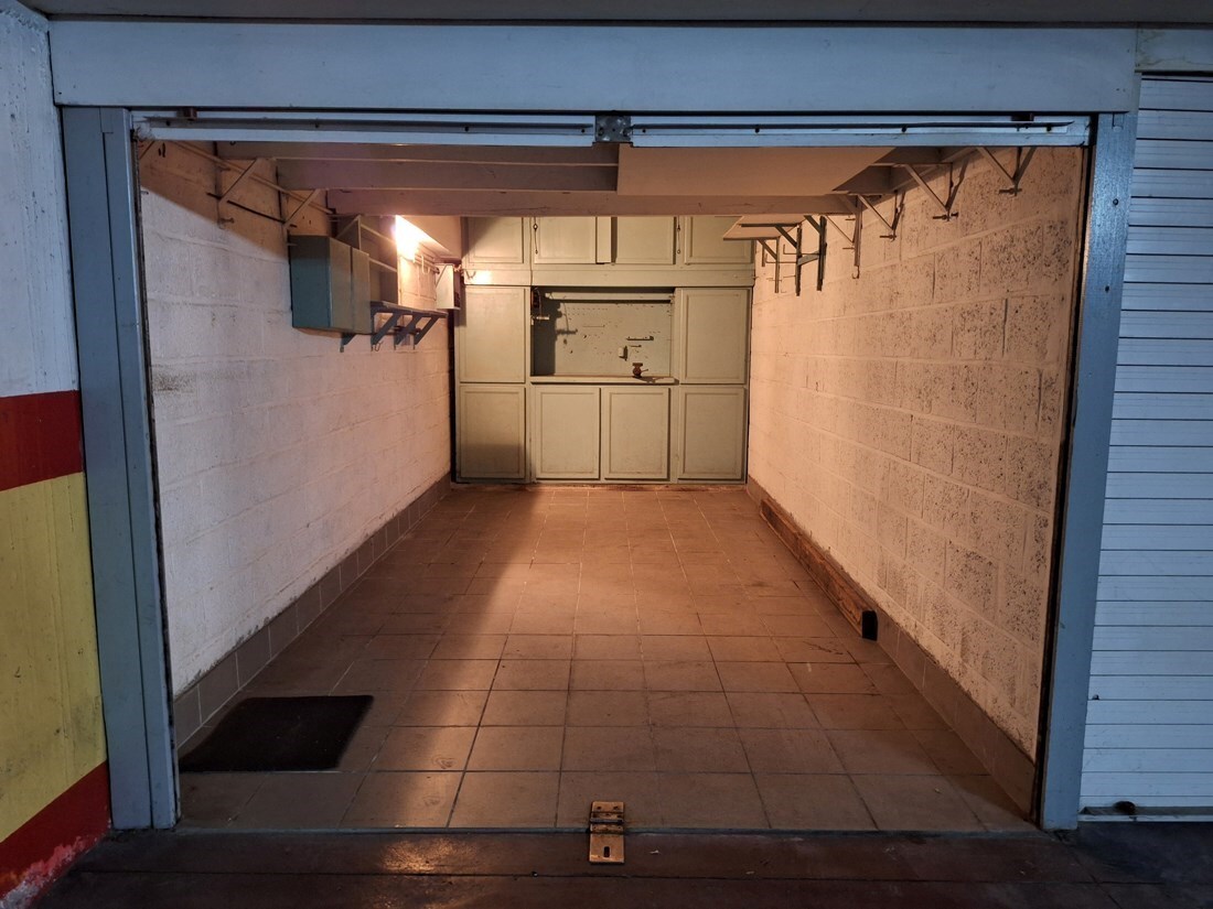 Verhuurd garage - Hasselt