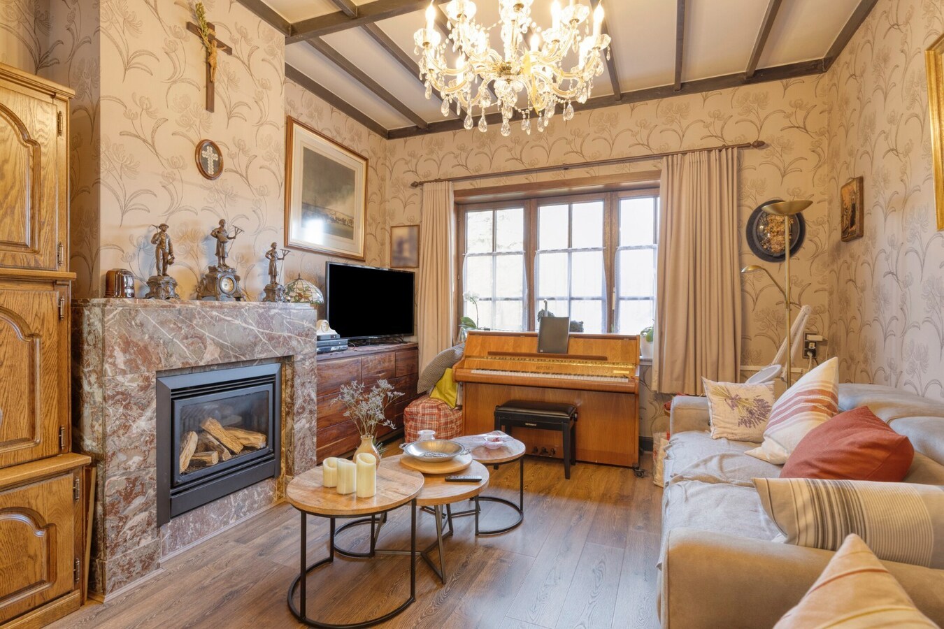 Karaktervolle woning in Engelse cottage-stijl met 3 slaapkamers 