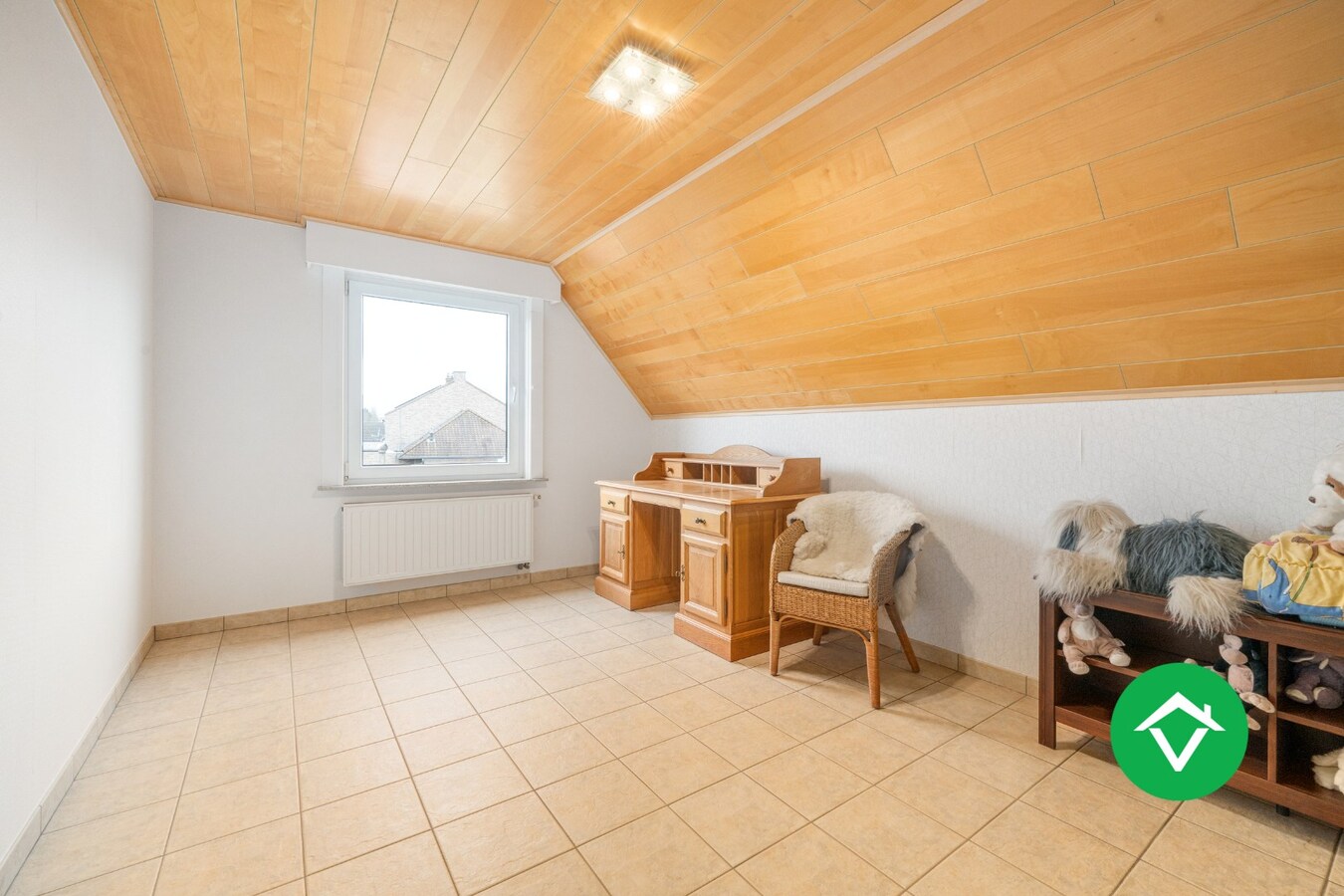 Alleenstaande woning met 4 slaapkamers te Ichtegem 