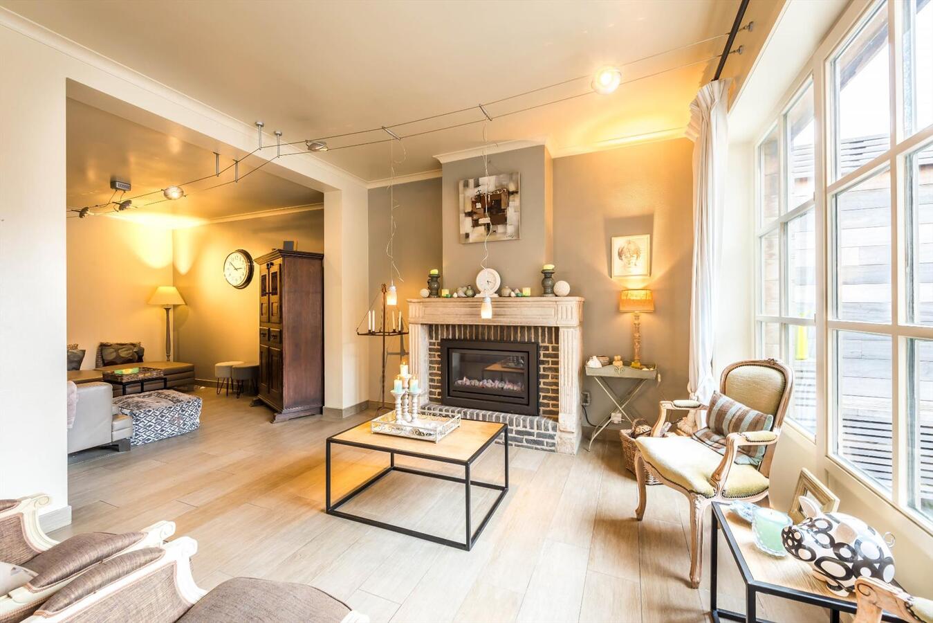 Klassevolle herenwoning met praktijkruimte 