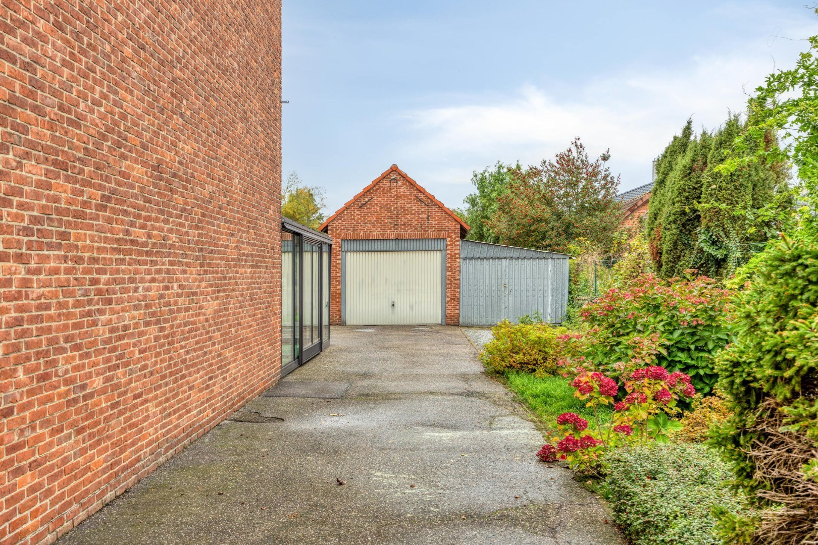 Te renoveren gezinswoning met 2 slpk. nabij het centrum van Leopoldsburg 