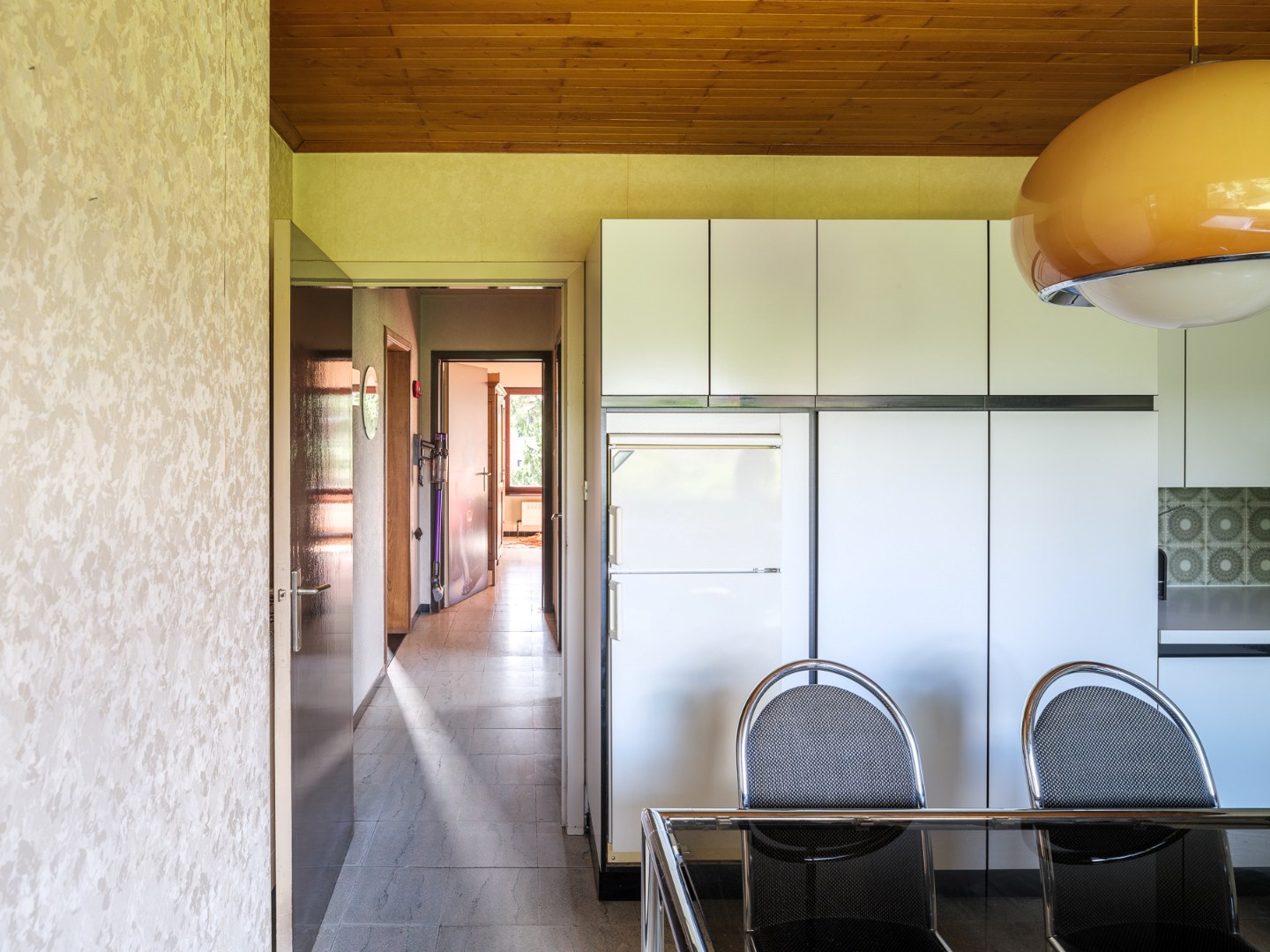 Vrijstaande woning met 4 slpk. in een oase van rust 