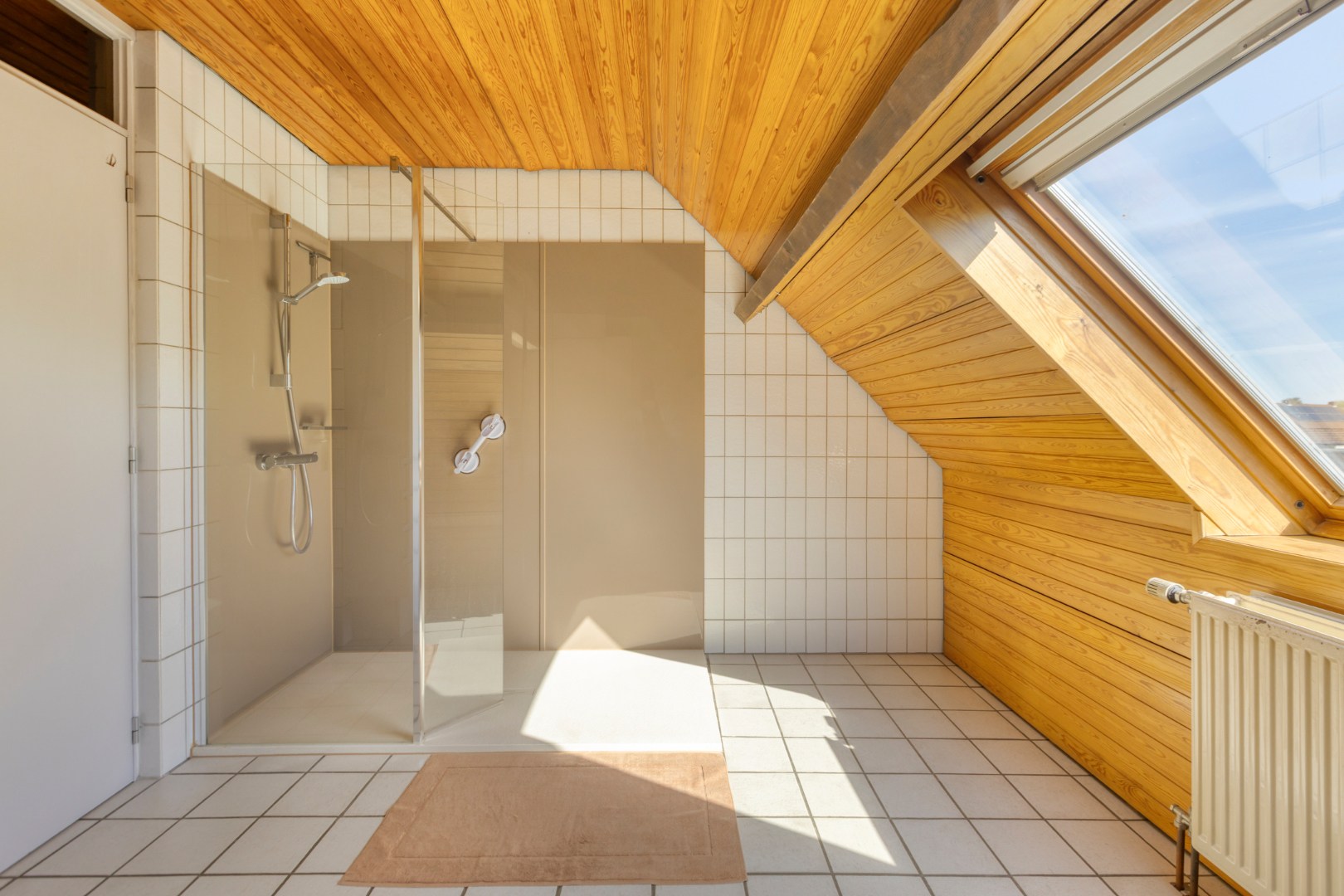 Ruime, rustig gelegen gezinswoning met 3 slpk. in Mol 