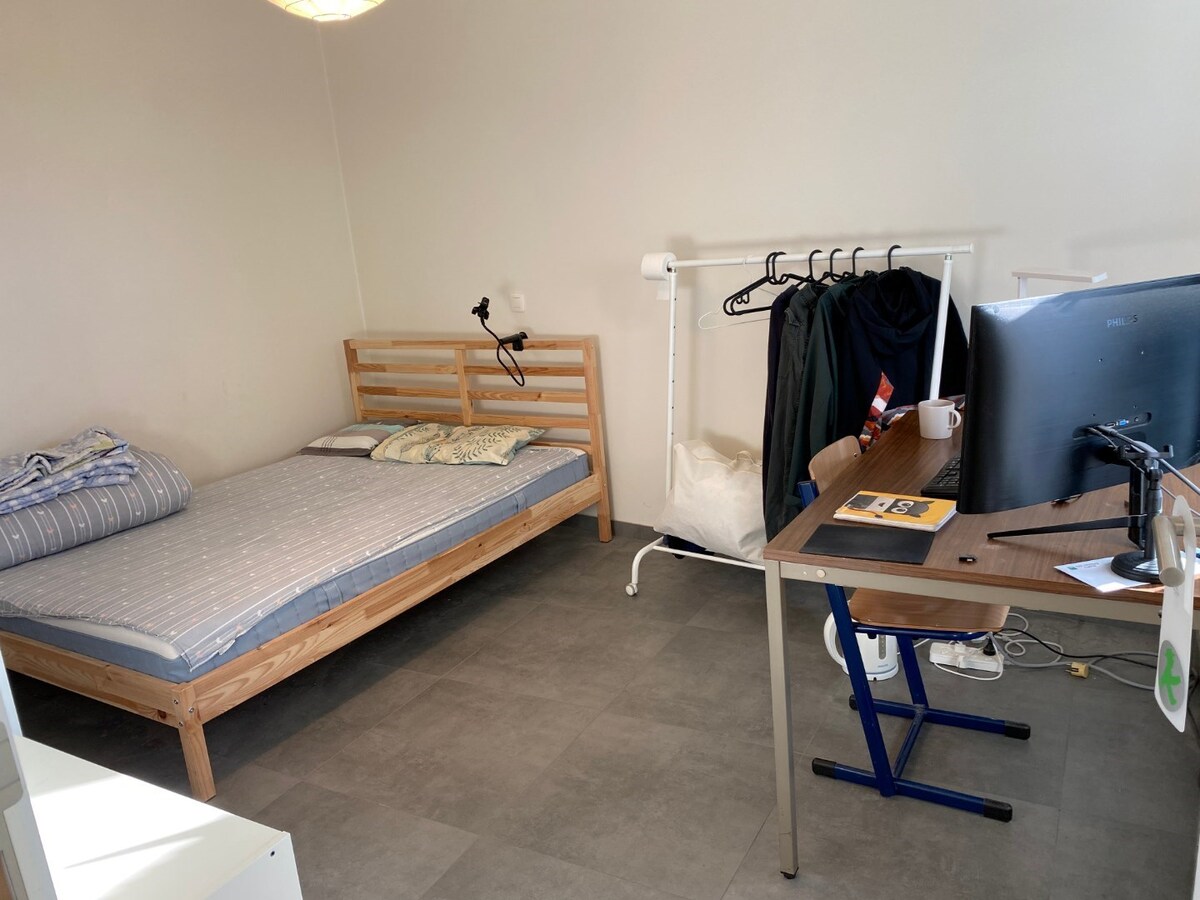 Nieuwbouwwoning nabij de Sterre - met terras en tuin ! 