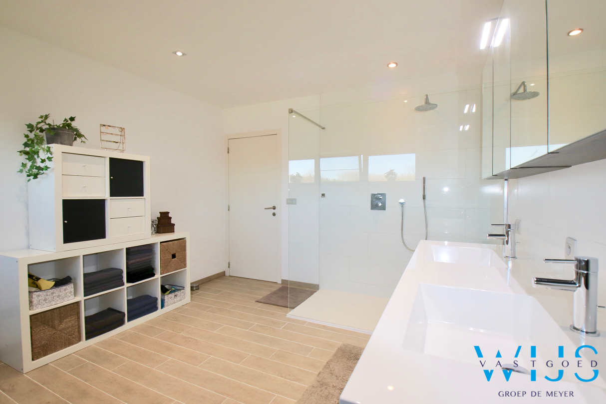 Prachtige ruime nieuwbouwwoning te Zelzate ! 