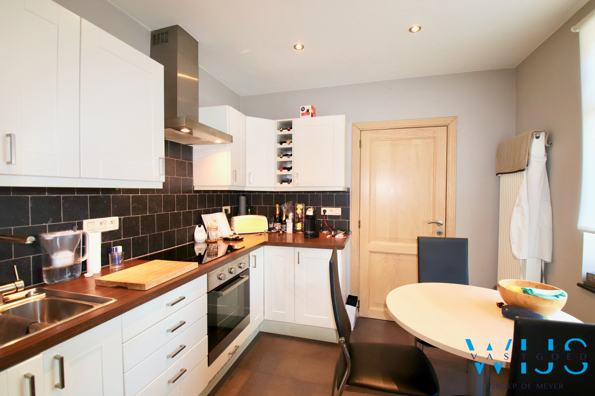 Instapklaar en gezellig woonhuis met 2 slaapkamers en tuin ! 