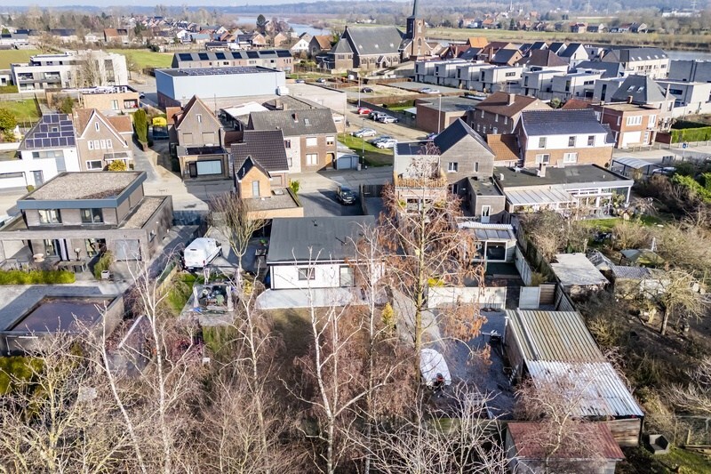 Gerenoveerde bungalow in pittoresk Uikhoven (Maasmechelen). 