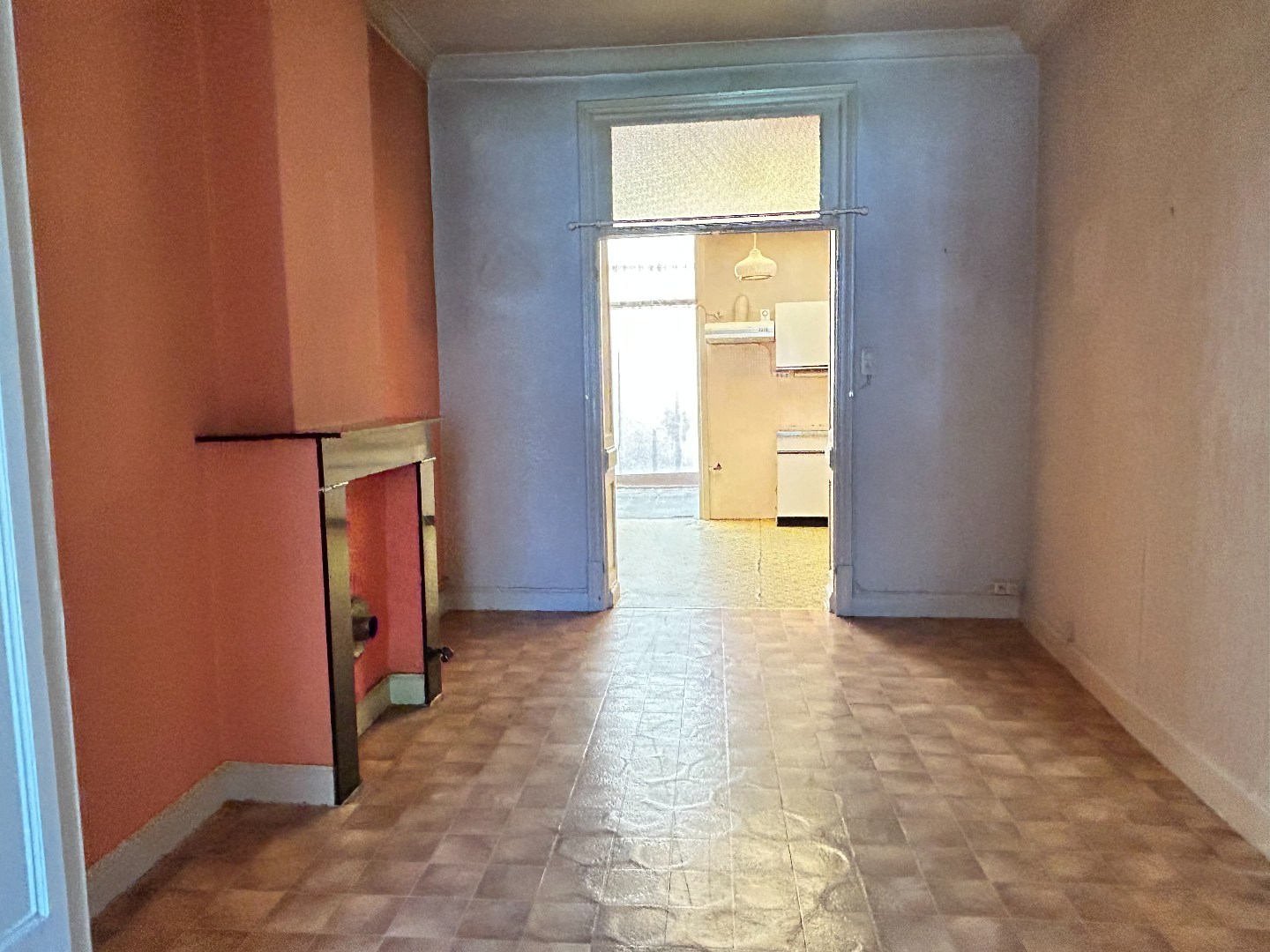 Stadswoning met 3 slaapkamers en koer 