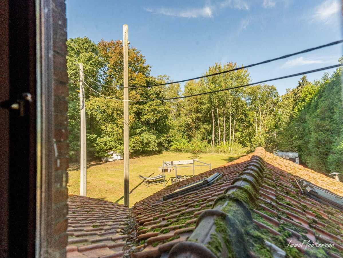 Rustig gelegen woning met renovatiepotentieel op ca. 40 are in Beverlo 