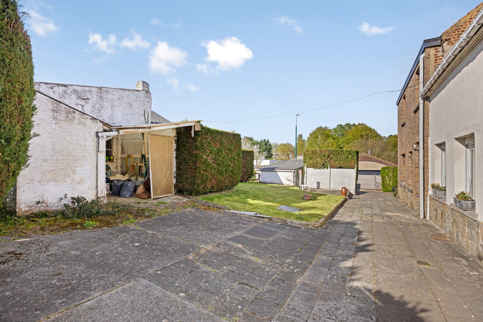 WONING met 3 kamers, garage en atelier 1640 SINT-GENESIUS-RODE 