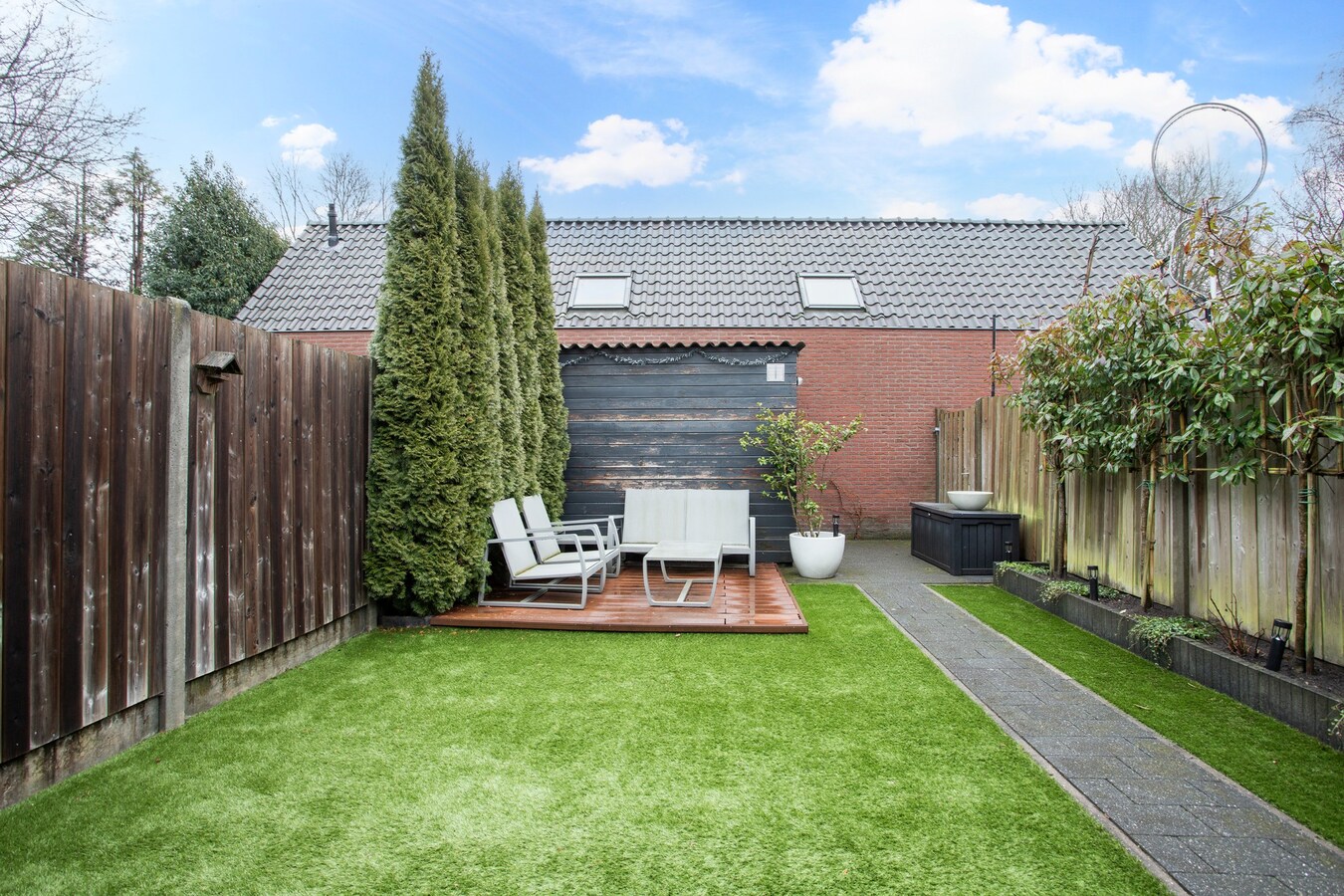 Instapklare tussenwoning met energielabel A in een jonge, kindvriendelijke woonwijk. 