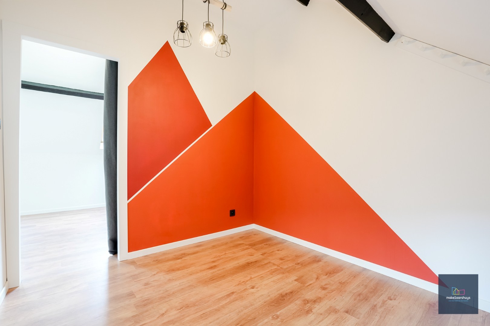 Gezellige eigendom met tuin in het centrum van Mariakerke 