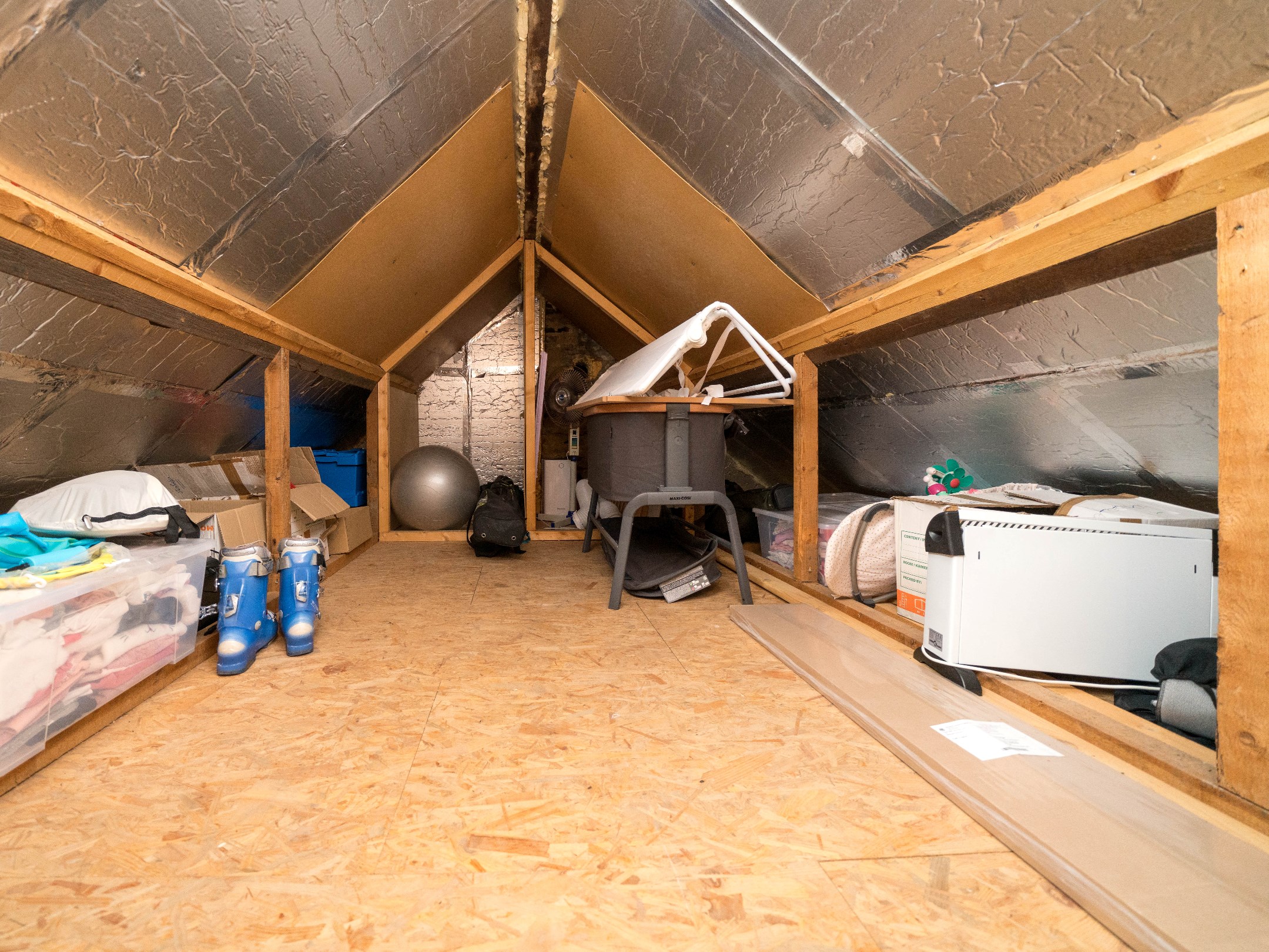 Gerenoveerde woning met grote tuin 