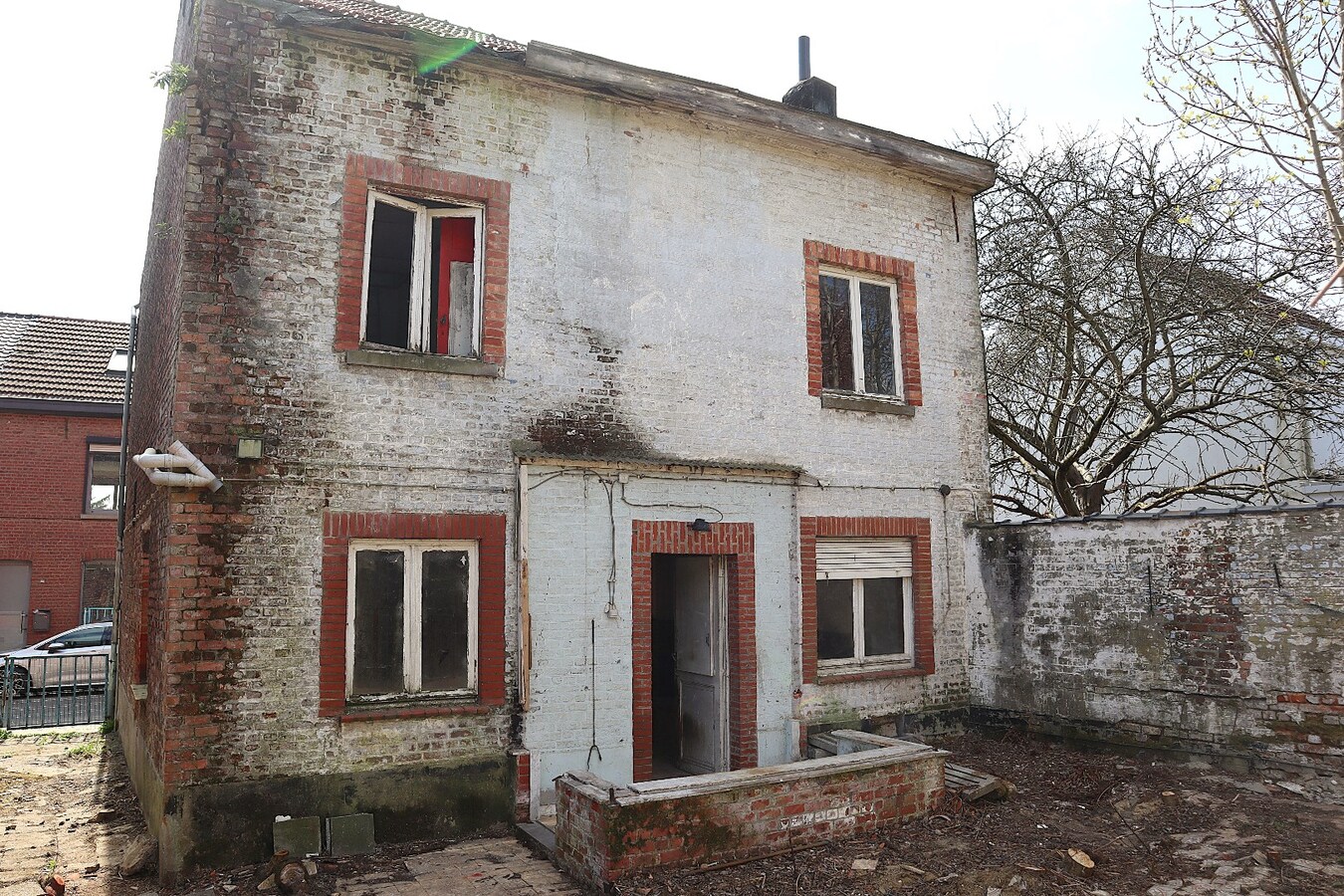 Te renoveren woning met magazijn/loods te Kessel-lo 