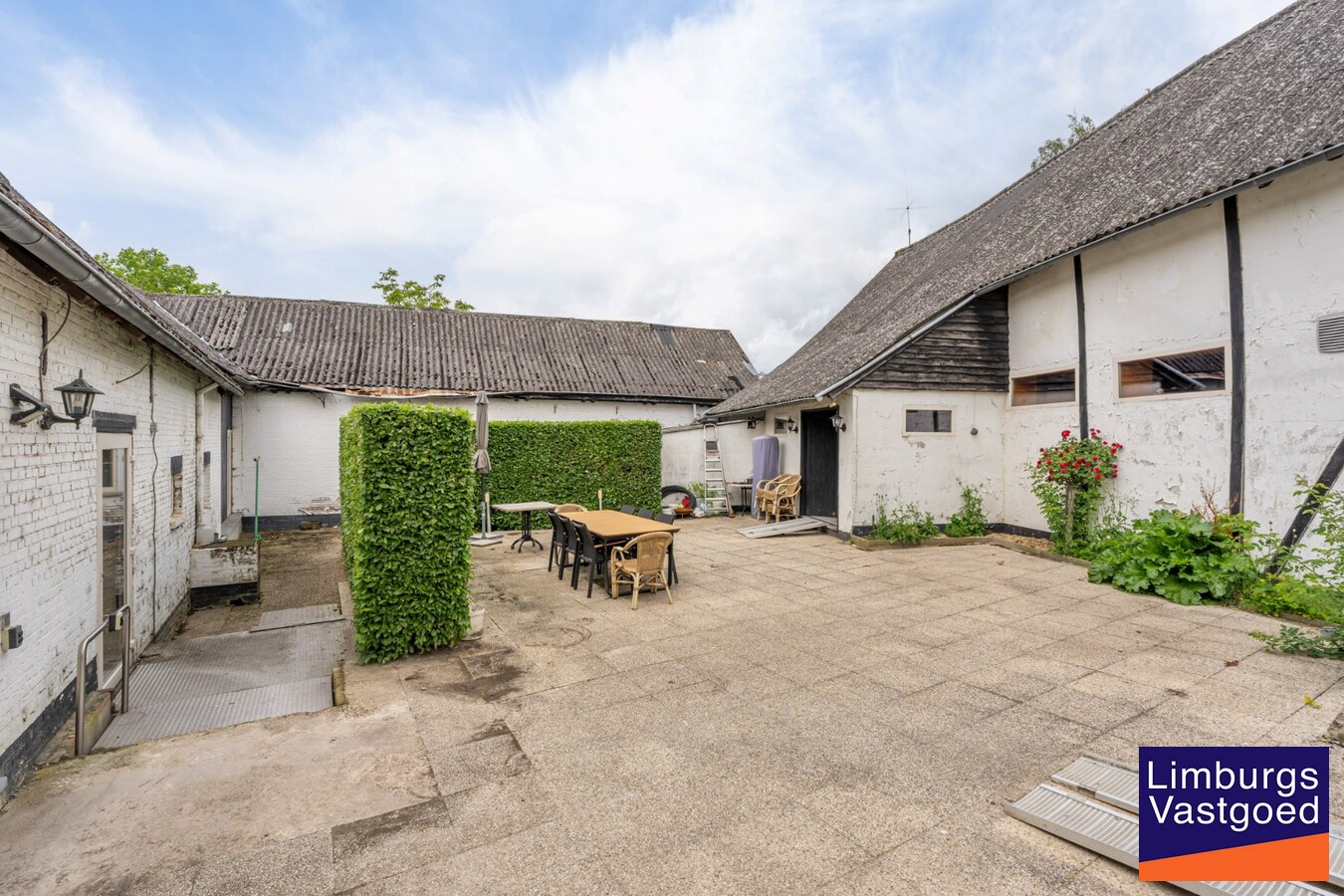 Authentieke hoeve op een perceel van ong. 47a te Sint-Lambrechts-Herk 