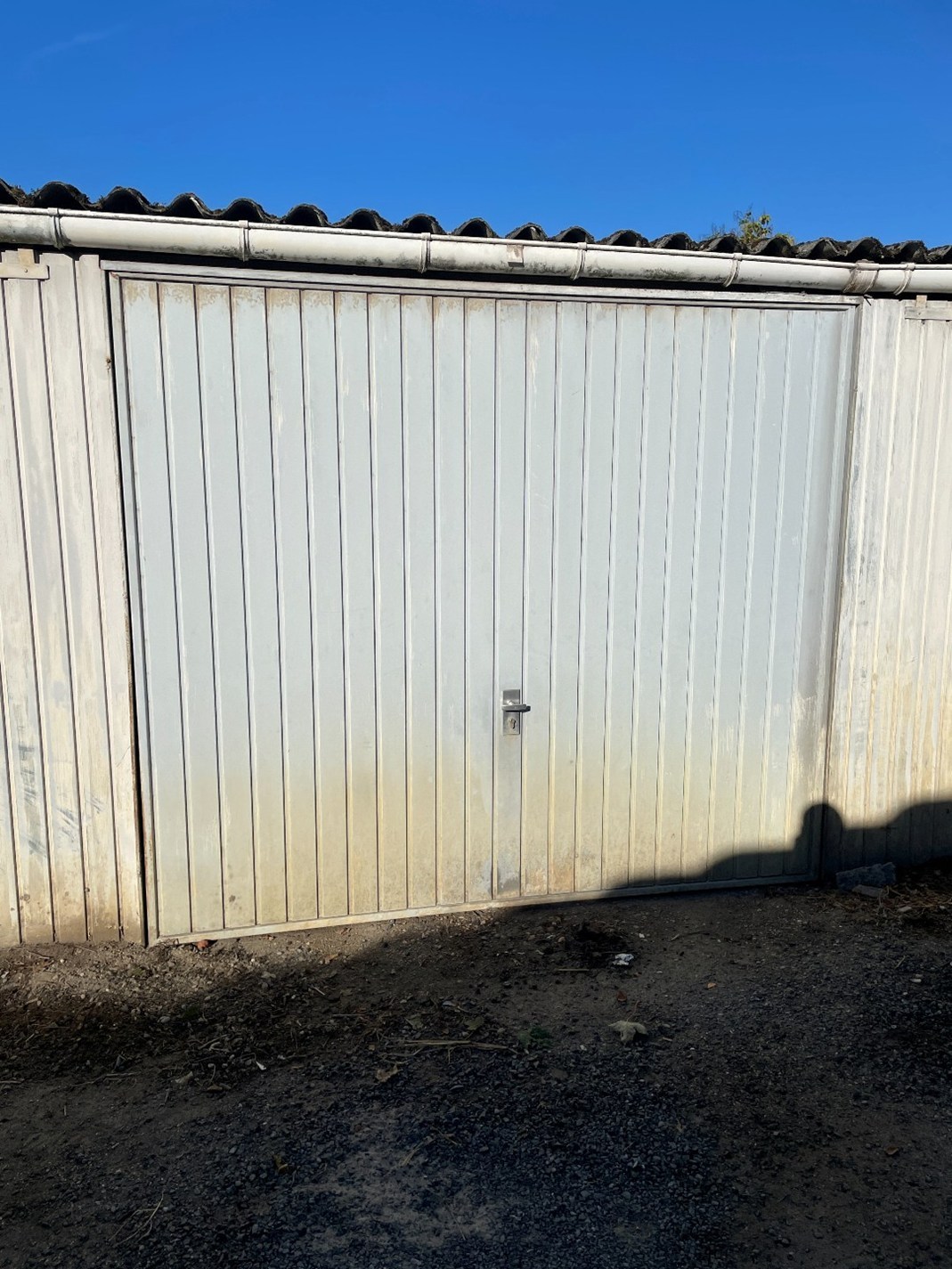 Garagebox te huur in het centrum van Geel 