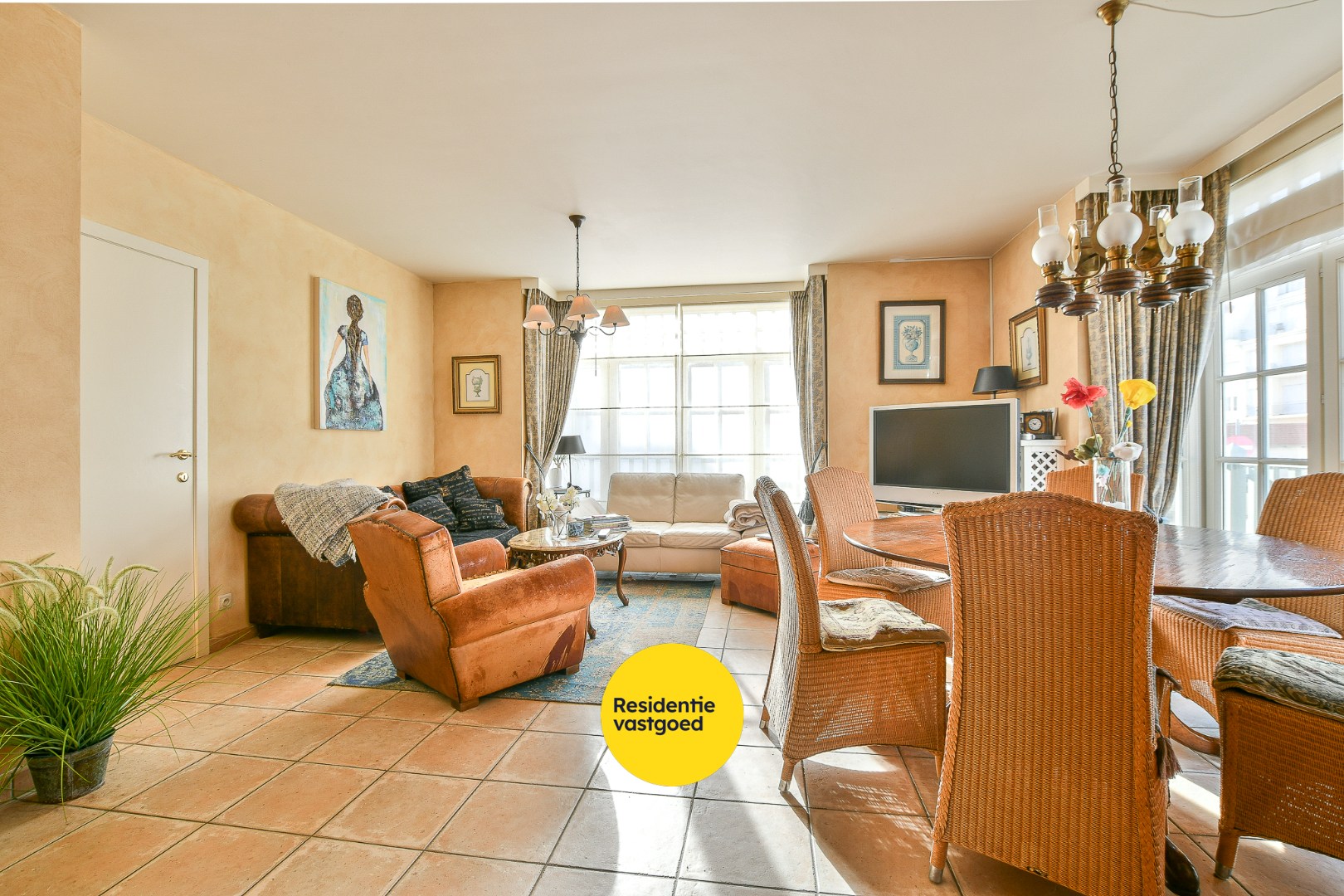 Exclusieve hoekwoning met zeezicht op topligging in de Concessie van De Haan, op 20 m van de zeedijk! 