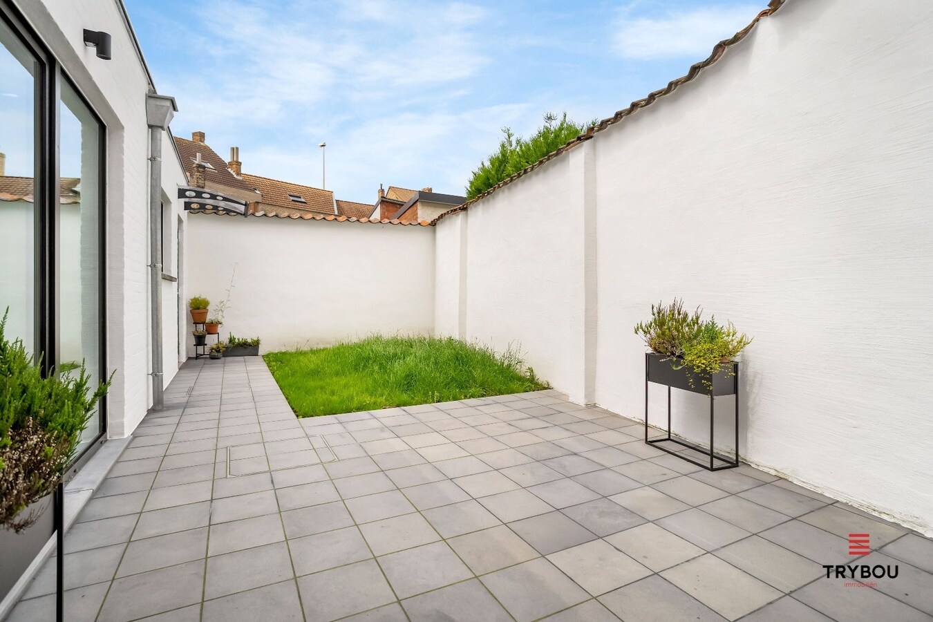 Recent gerenoveerde woning aan de stadsrand van Brugge 