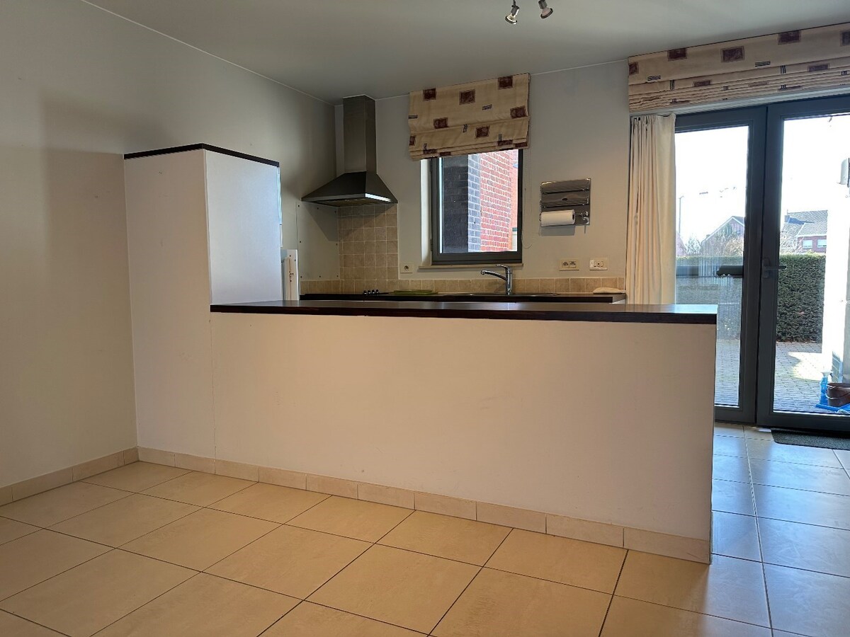 Gelijkvloers appartement met 2 slaapkamers en groot terras te Ichtegem 