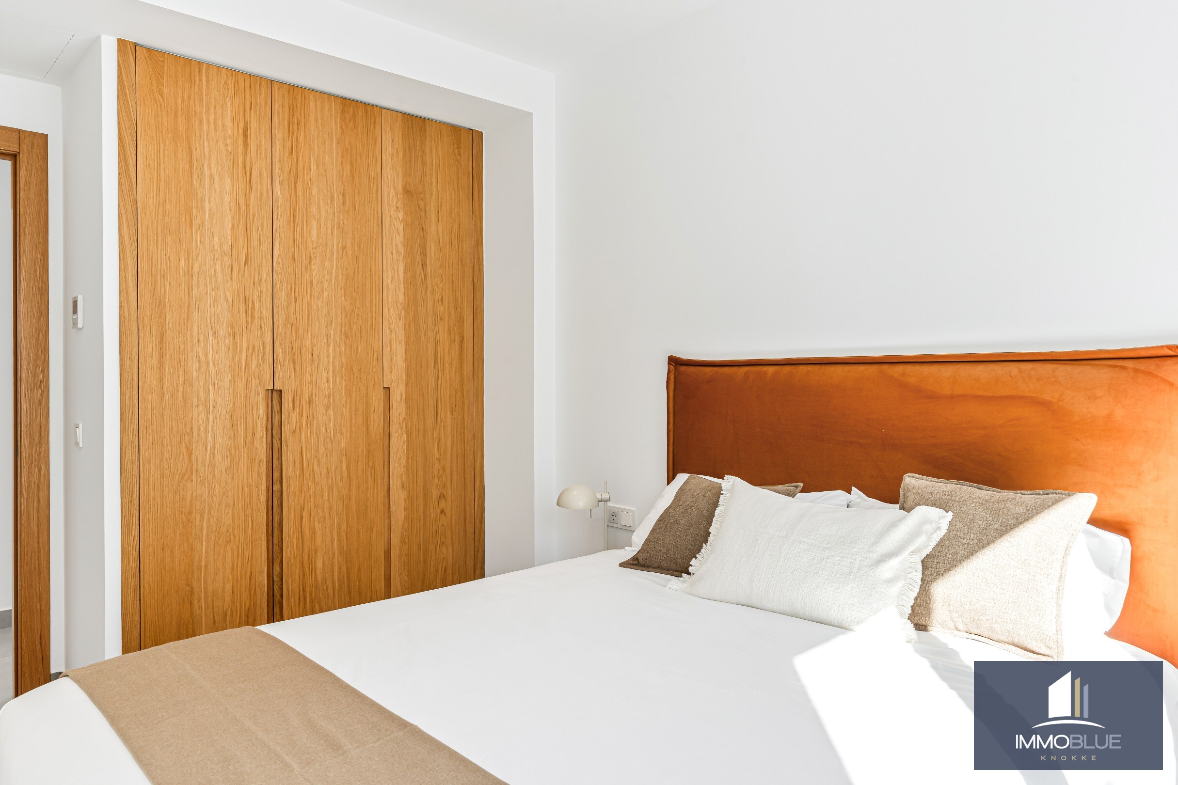 Open en praktisch wonen in mediterrane omgeving. 