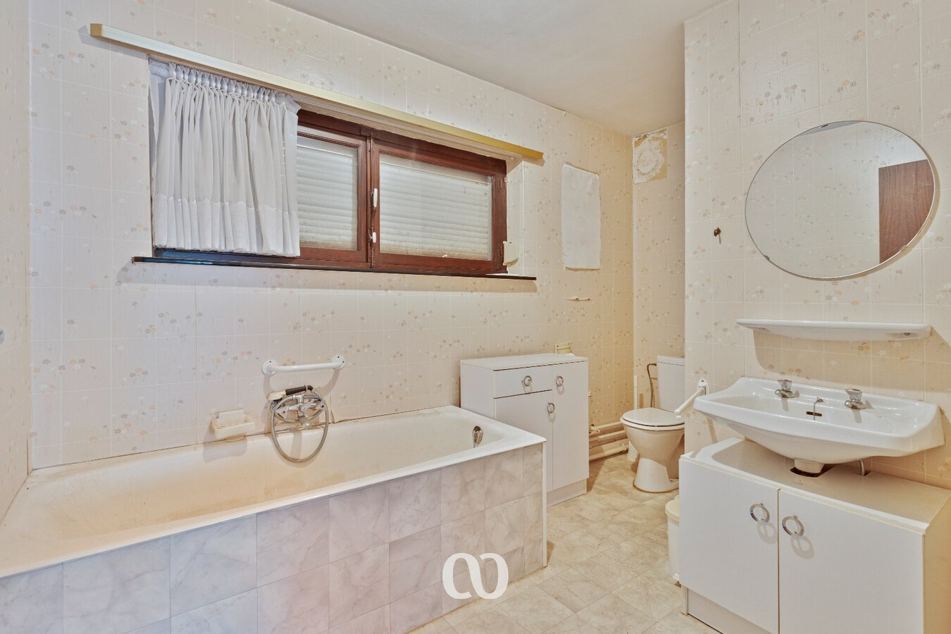 Te renoveren woning op sublieme locatie 