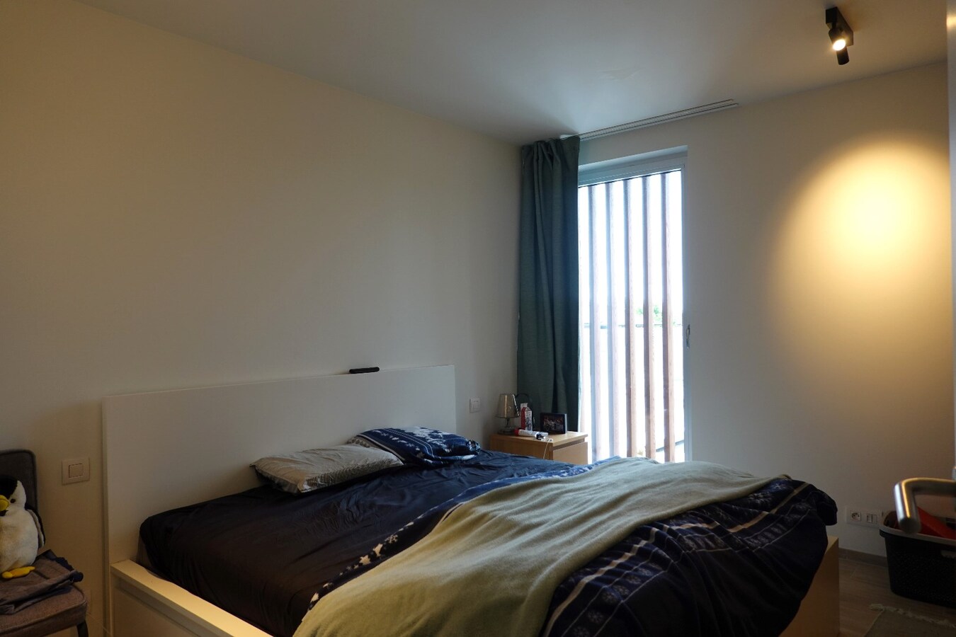 Kwalitatief nieuwbouwappartement met enorm terras en garagebox 