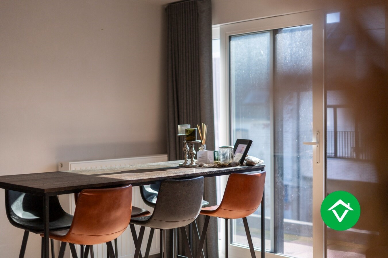 Appartement met autostandplaats te Leke 